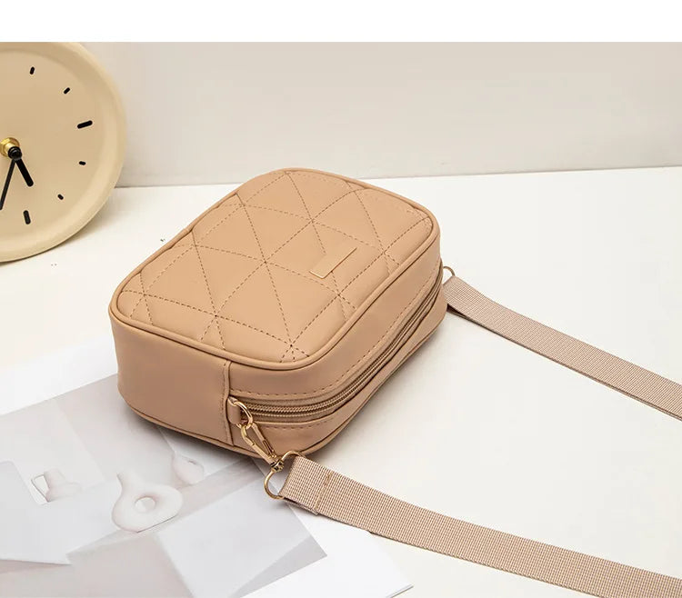 Triangular rhombic embroidered camera bag 2024 trendy fashion simple solid sequins large-capacity shoulder crossbody bag
