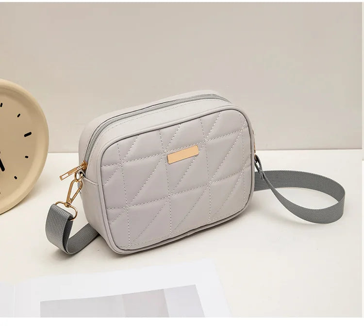 Triangular rhombic embroidered camera bag 2024 trendy fashion simple solid sequins large-capacity shoulder crossbody bag